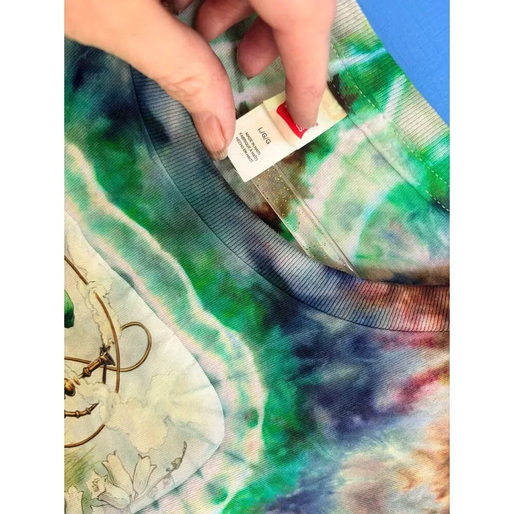 Handmade Alice in Wonderland tie dye t-shirt ice dyed - Picture 2 of 7